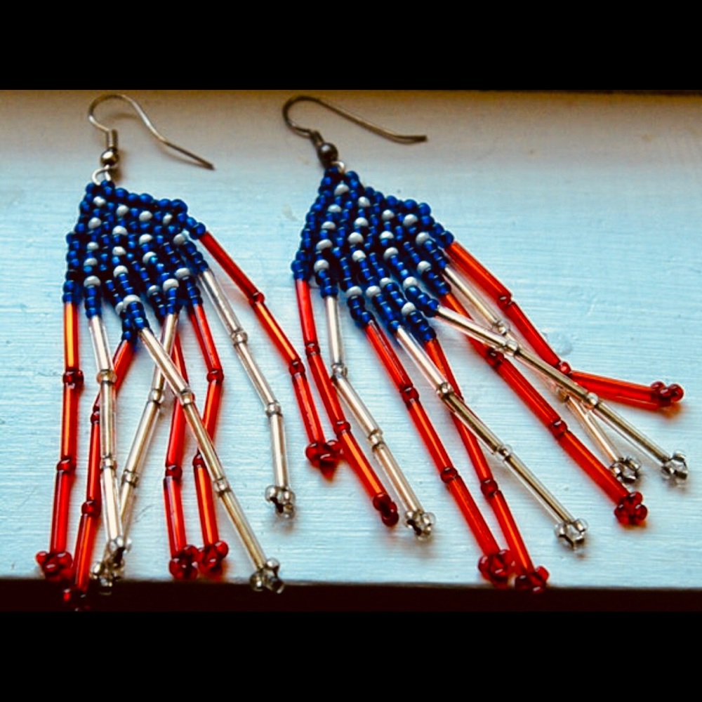 Red Whit & Blue Patriotic Beaded Drop Earrings